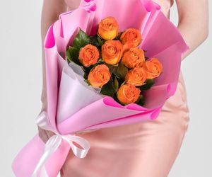 9 Ярко-Оранжевых Роз Вау (70 см)