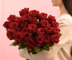 Букет из 25 красных роз