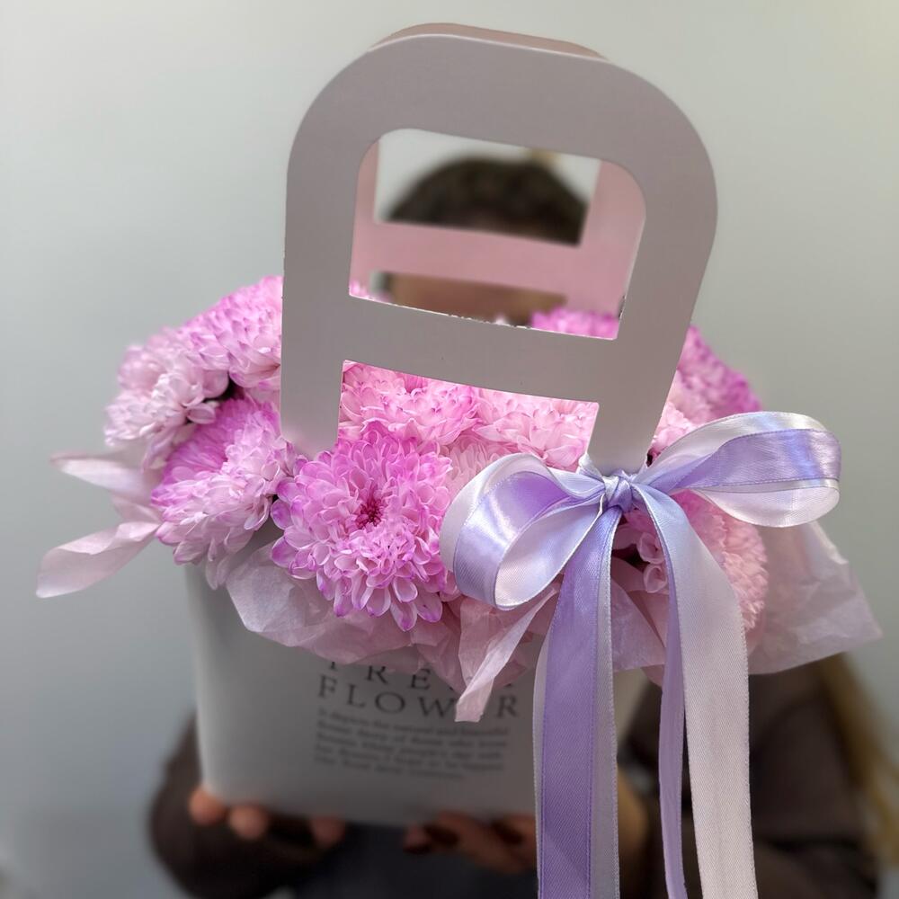 Пышная сумочка "Это не композиция, это контент"