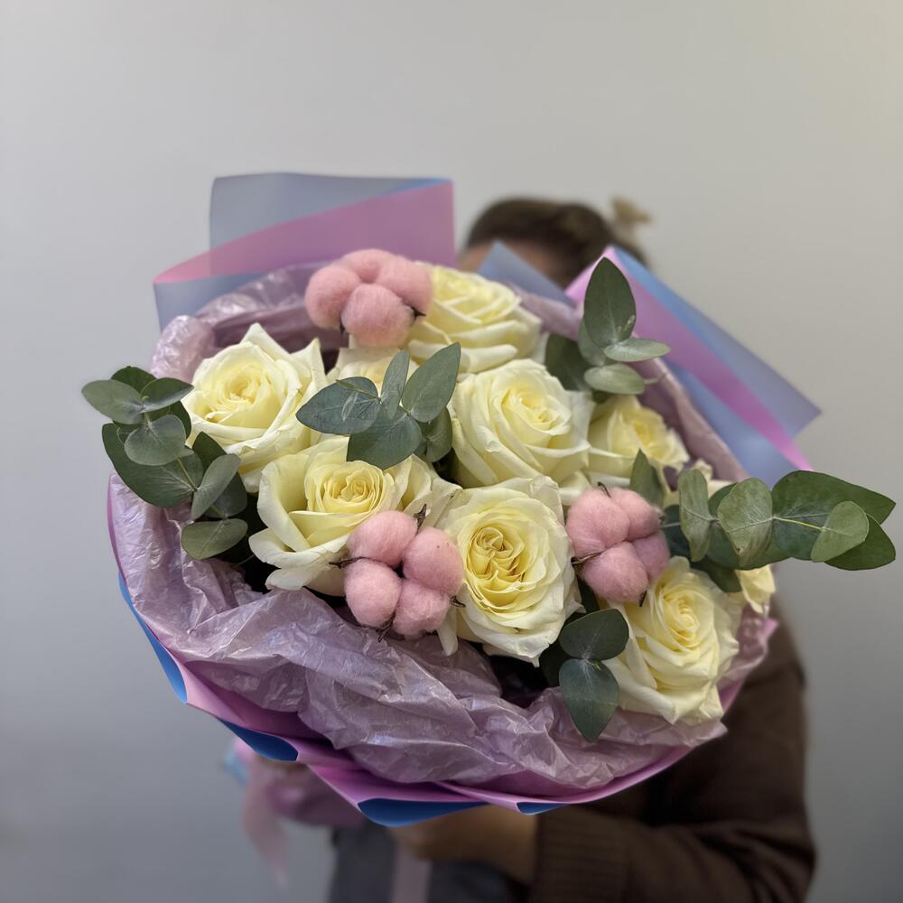 Моно букет с ароматной белой розой