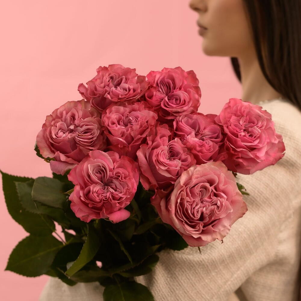 Букет из 9 пионовидных розовых роз